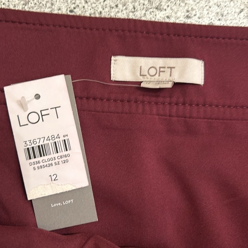 NWT Loft Faux Suede Burgundy Skirt- Size 12 - Picture 6 of 15
